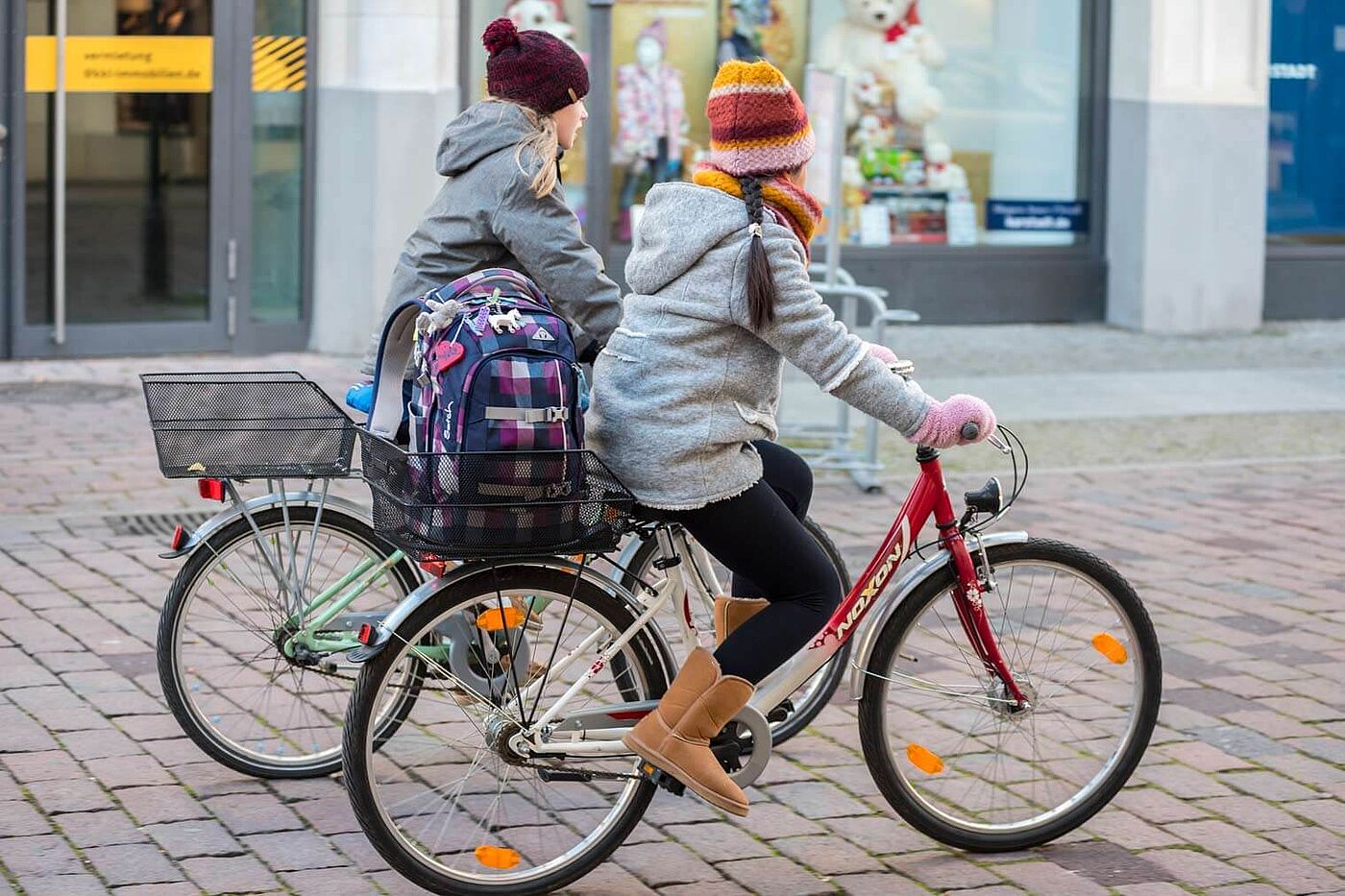 Auf dem Schulweg Auf dem Schulweg